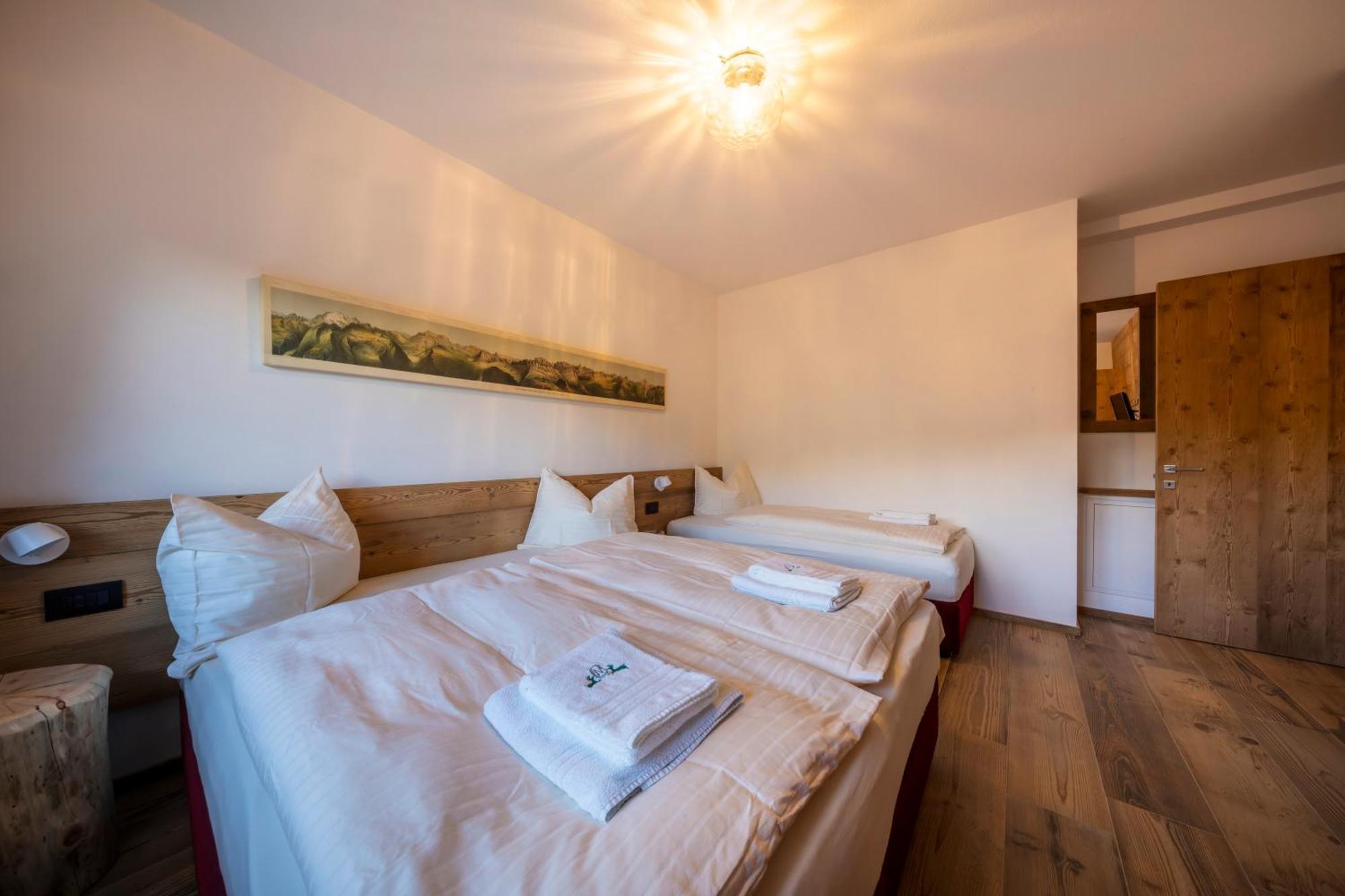 Cesa Dele Angele Apartment กอลเล ซานตา ลูเชีย ภายนอก รูปภาพ