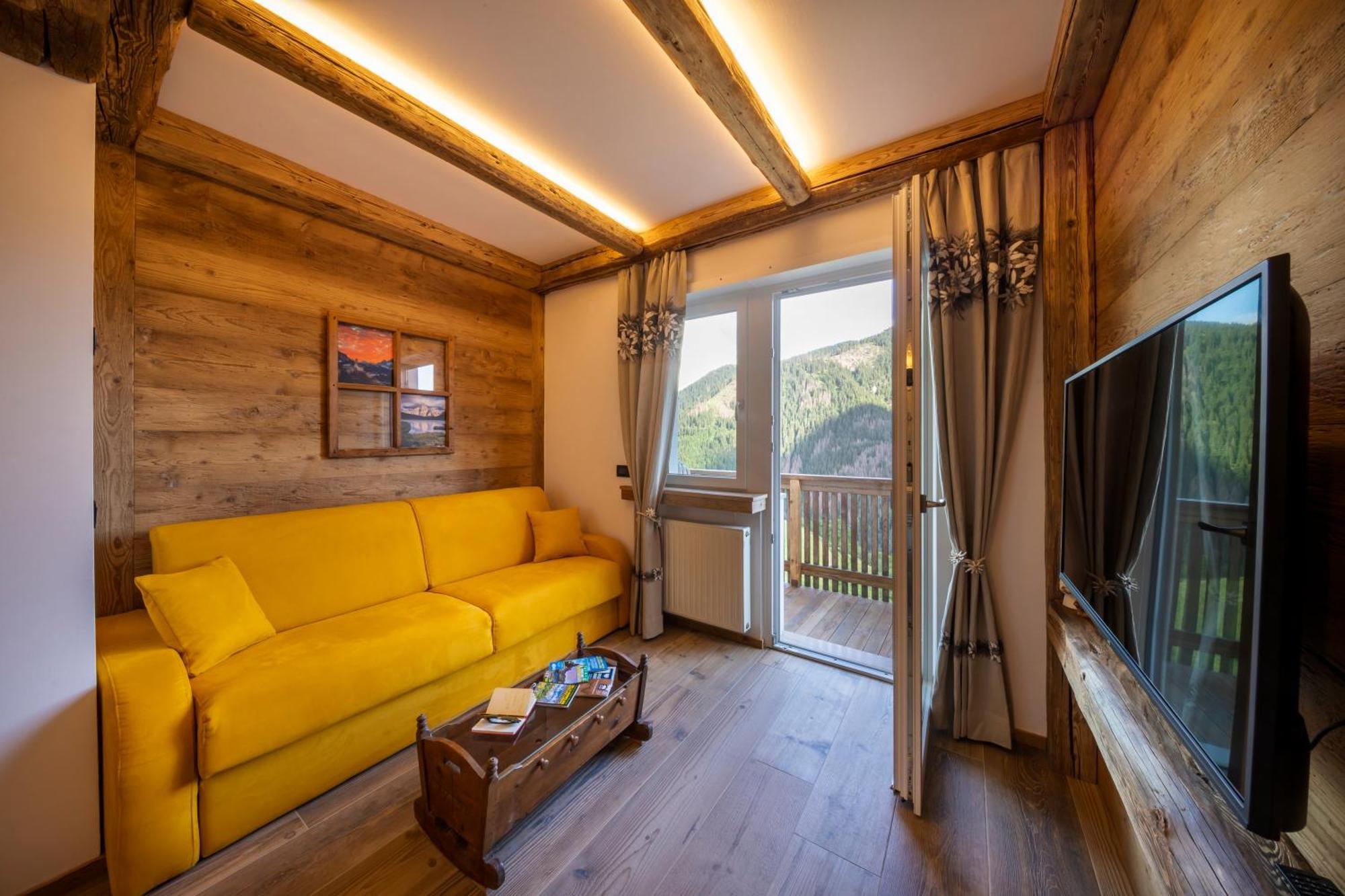 Cesa Dele Angele Apartment กอลเล ซานตา ลูเชีย ภายนอก รูปภาพ
