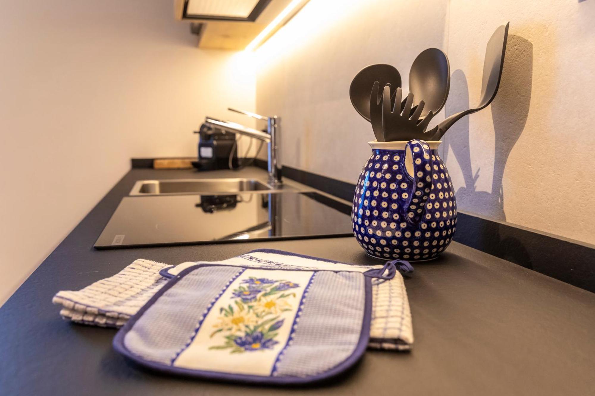 Cesa Dele Angele Apartment กอลเล ซานตา ลูเชีย ภายนอก รูปภาพ